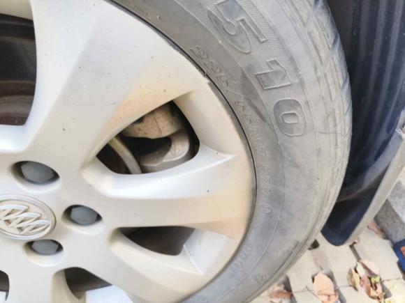 [武汉·鄂A] 二手别克君威2014款 1.6T 时尚技术型