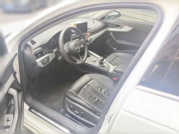[上海·沪D] 二手奥迪奥迪A4L2017款 40 TFSI 时尚型