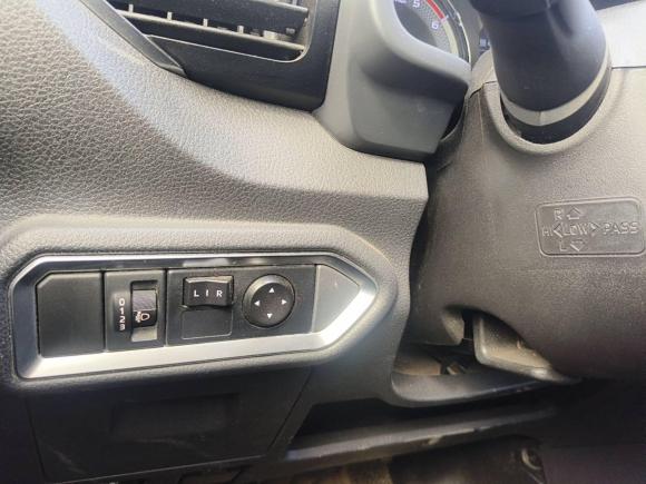 [深圳·粤B] 二手五十铃瑞迈2020款 2.8T经典四驱柴油国VI舒享型加长版JE493ZLQ6E