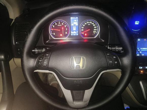 [广州·粤A] 二手本田本田CR-V2010款 2.4L 自动四驱豪华版