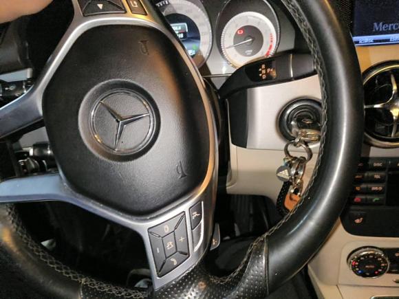 [上海·沪B] 二手奔驰奔驰GLK级2015款 GLK 260 4MATIC 时尚型 极致版