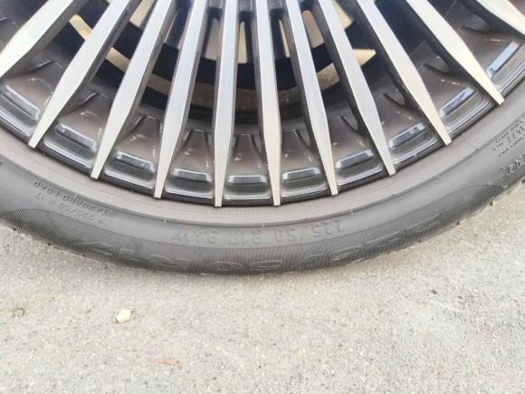 [湖州·浙E] 二手奔驰奔驰C级2015款 改款 C 200 L 运动型