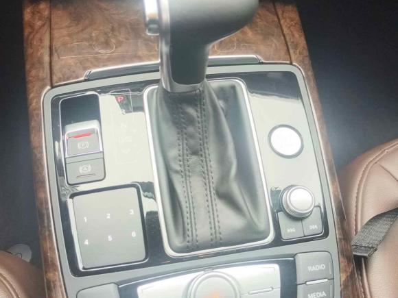 [广州·粤A] 二手奥迪奥迪A6L2014款 TFSI 标准型