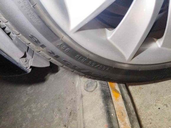 [深圳·粤B] 二手宝马宝马5系2012款 530Li 领先型