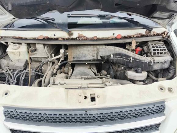 [杭州·浙A] 二手依维柯依维柯褒迪2017款 2.5T经典A32客车中顶6-7座47Z5