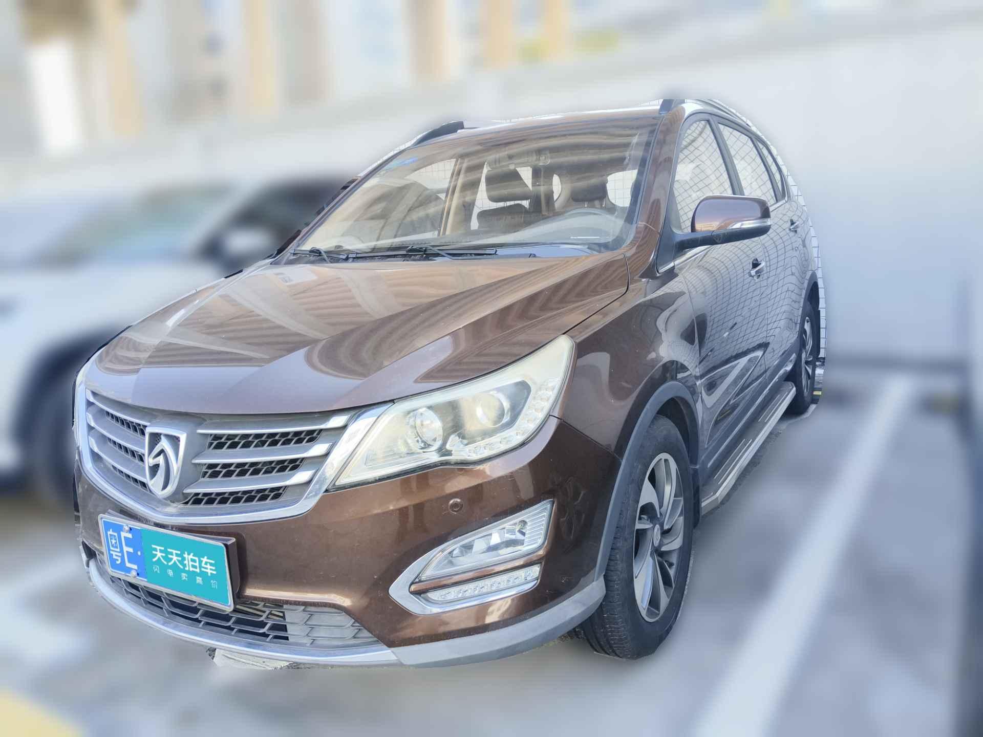 [深圳·粤E] 宝骏宝骏5602016款 1.5T 手动豪华型