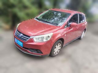 启辰启辰R502015款 1.6L 自动时尚版