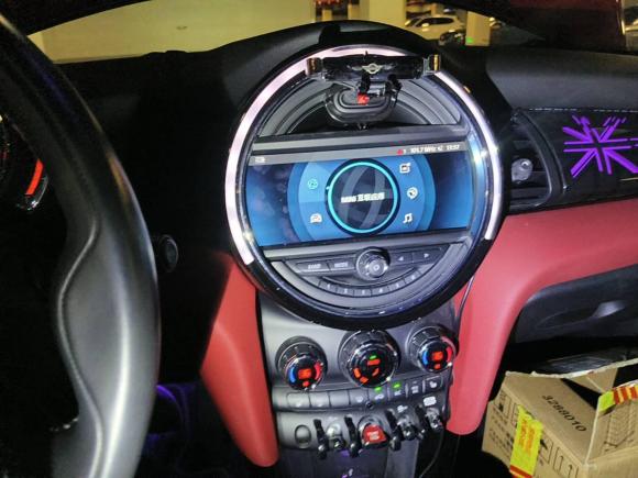 [上海·沪E] 二手MINIMINI2019款 1.5T COOPER 艺术家