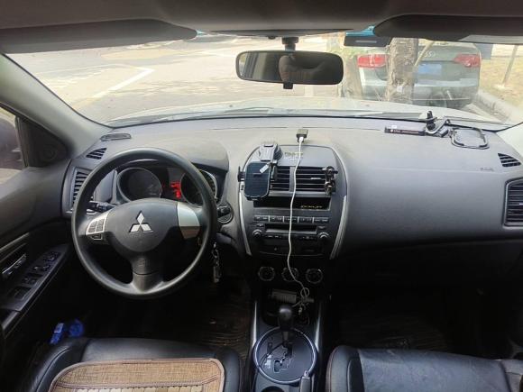 [广州·粤B] 二手三菱劲炫ASX2013款 2.0L CVT两驱精英版