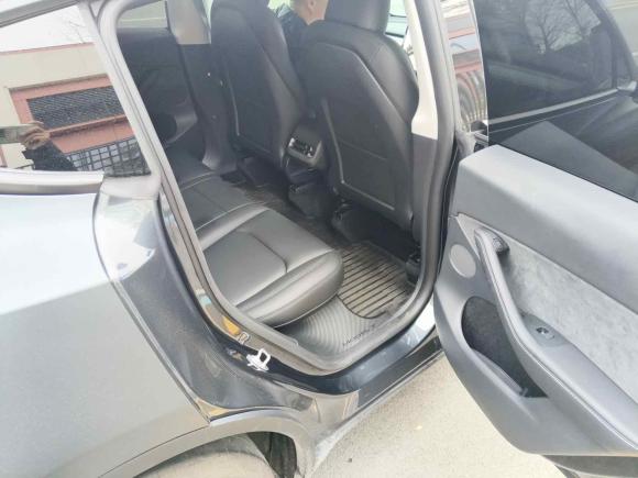 [深圳·粤B] 二手特斯拉Model Y2024款 后轮驱动版