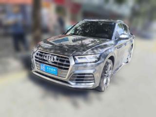 奥迪奥迪Q5L2020款 45 TFSI 尊享时尚型 奥迪奥迪Q5L2020款 45 TFSI 尊享时尚型