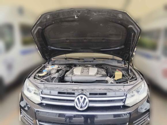 [成都·川F] 二手大众途锐2011款 3.0TDI 柴油标配型