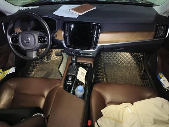 [南昌·赣A] 二手沃尔沃沃尔沃S902020款 T5 智逸豪华版