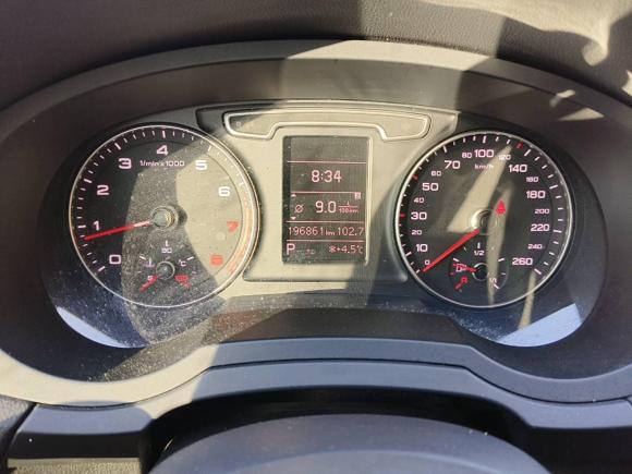 [上海·沪C] 二手奥迪奥迪Q32015款 30 TFSI 进取型