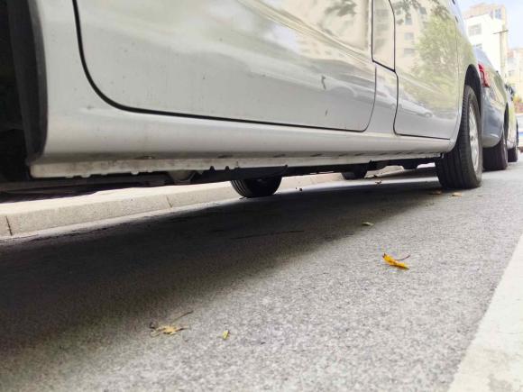 [青岛·鲁B] 二手日产日产NV2002011款 1.6L 232座 尊雅型