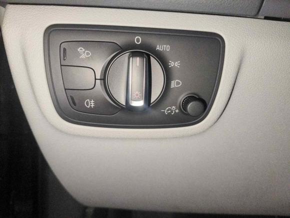 [苏州·苏E] 二手奥迪奥迪A6L2012款 30 FSI 舒适型