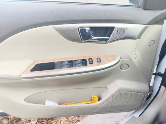 [青岛·鲁B] 二手别克凯越2015款 1.5L 自动经典型