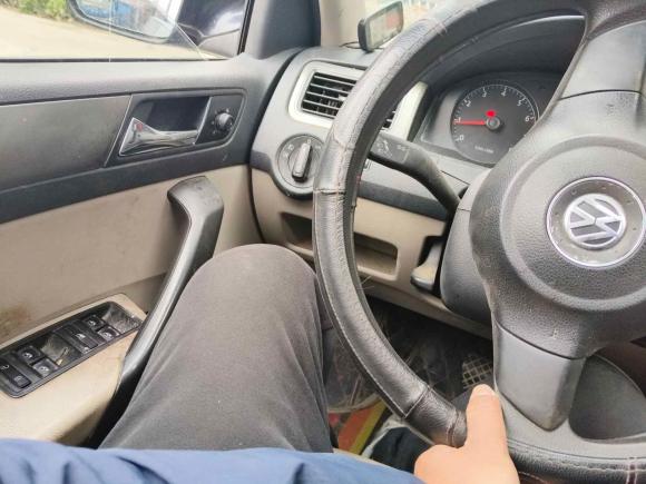 [南通·苏F] 二手大众桑塔纳2013款 1.6L 自动舒适版