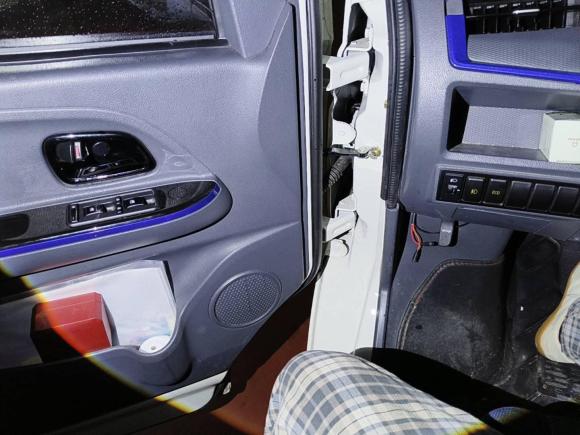 [南京·苏A] 二手东风御风EM272024款 EM27L 河南锂动 41.472kWh