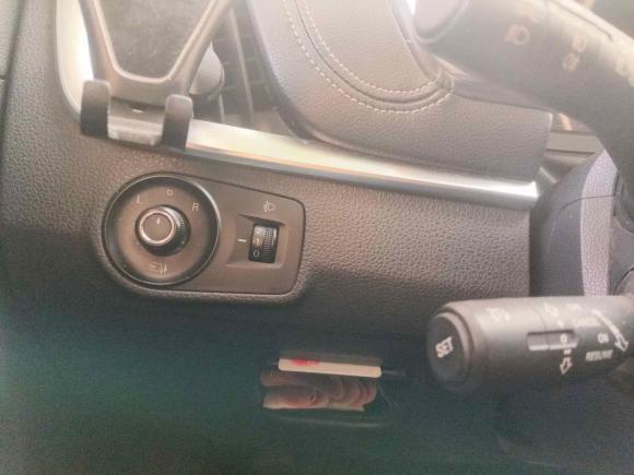 [武汉·鄂A] 二手荣威荣威RX52016款 20T 两驱自动互联网智享版