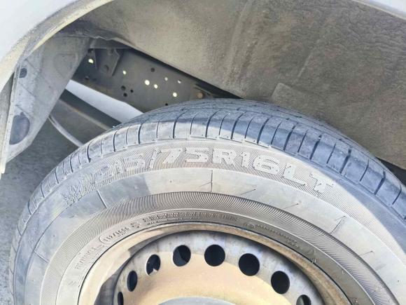 [无锡·苏B] 二手依维柯依维柯欧胜2018款 2.3T 短轴低顶多功能车侧拉门F1A