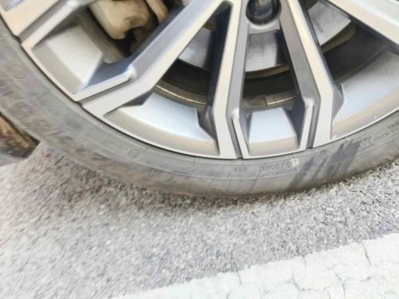 [青岛·豫V] 二手比亚迪宋MAX2021款 升级版 1.5T 自动豪华型 7座