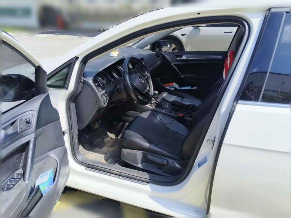 [无锡·苏B] 二手大众高尔夫2017款 1.6L 自动舒适百万辆纪念版