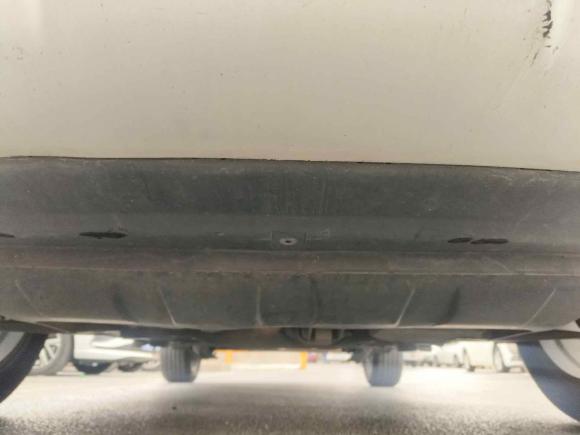 [南京·苏A] 二手奔腾奔腾X402017款 1.6L 自动豪华型