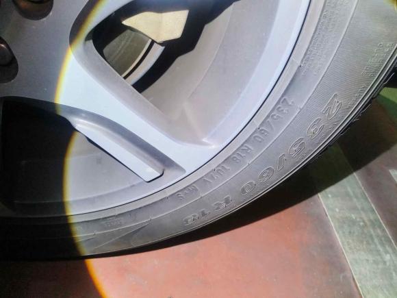 [深圳·粤B] 二手沃尔沃沃尔沃XC602014款 T5 智逸版