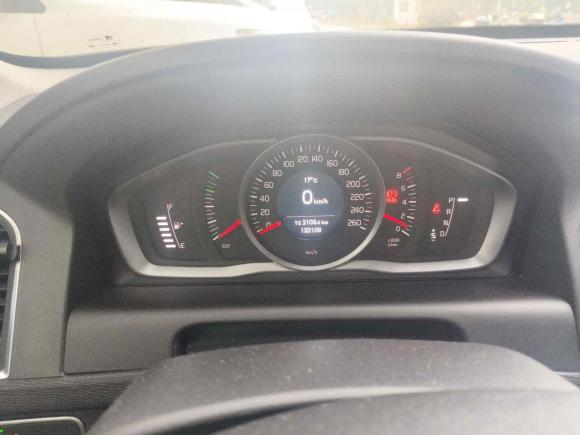 [上海·沪A] 二手沃尔沃沃尔沃XC602014款 T5 智逸版