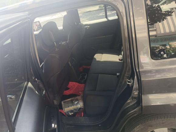 [成都·川A] 二手Jeep自由客2014款 2.4L 运动版