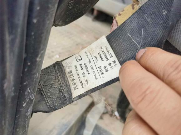 [武汉·鄂A] 二手依维柯依维柯褒迪2017款 2.5T经典A37客车高顶7座47Z5