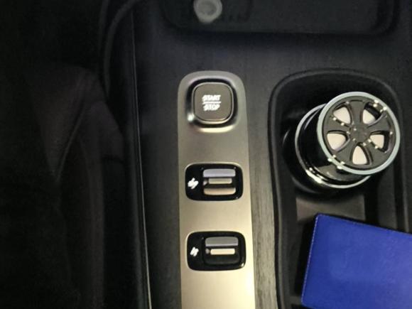 [上海·沪B] 二手小米汽车小米SU72024款 后驱超长续航高阶智驾Pro版