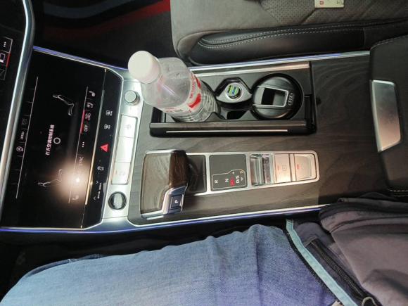 [杭州·浙A] 二手奥迪奥迪A6L2023款 改款 45 TFSI 臻选动感型