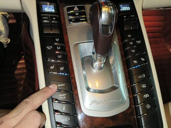 [深圳·辽B] 二手保时捷Panamera2012款 Panamera Turbo S 4.8T
