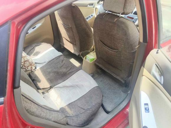 [青岛·鲁B] 二手现代瑞纳2010款 三厢 1.4L 自动舒适型GS