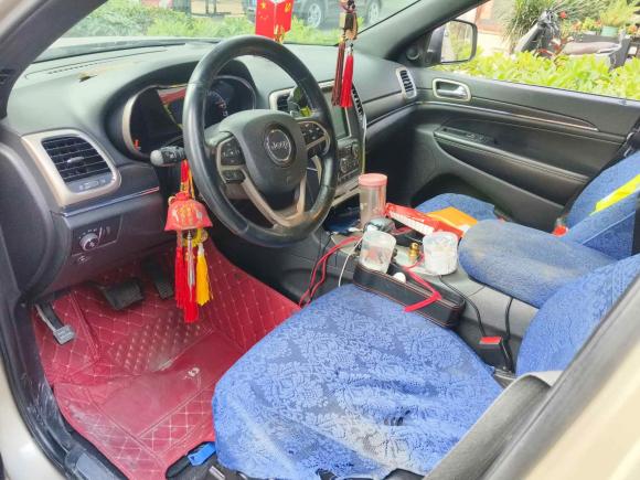 [深圳·粤B] 二手Jeep大切诺基2015款 3.0L 舒享导航版