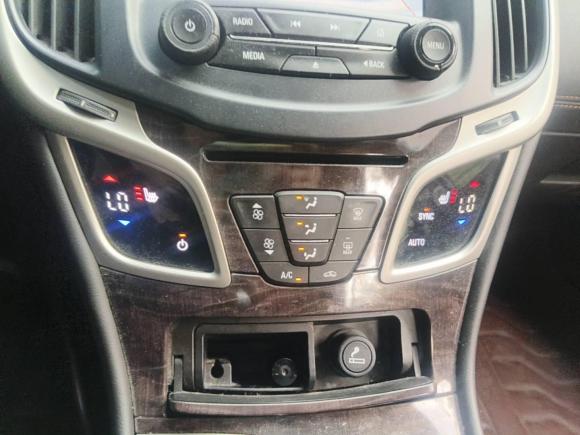 [武汉·鄂A] 二手别克君越2013款 2.4L SIDI精英舒适型