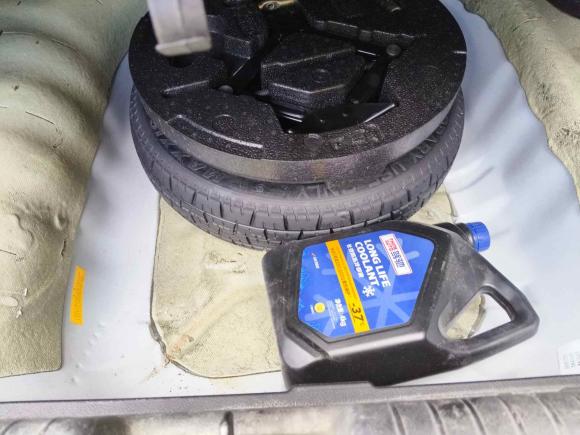 [武汉·鄂A] 二手别克凯越2015款 1.5L 自动经典型