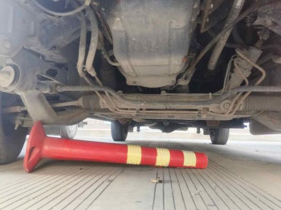 [苏州·苏E] 二手福特经典全顺2016款 2.4L汽油短轴6座中顶多功能车4G69S4N