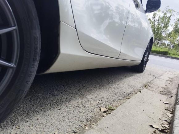 [上海·沪A] 二手沃尔沃沃尔沃V402018款 T3 智逸版