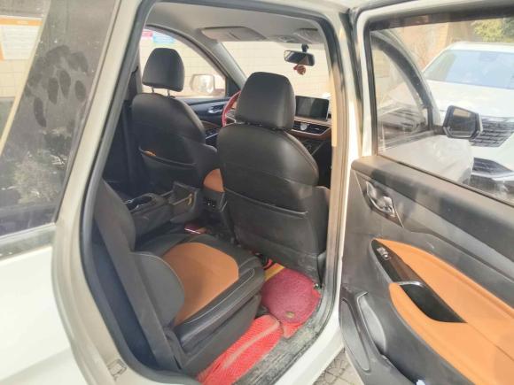 [成都·川V] 二手五菱汽车五菱宏光S32019款 1.5L 手动豪华型 国VI