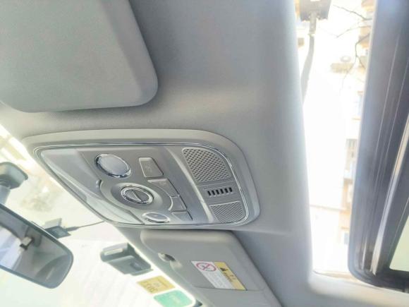 [上海·沪B] 二手哈弗哈弗H62017款 蓝标 运动版 2.0T 柴油 手动两驱精英型