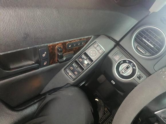 [苏州·苏E] 二手奔驰奔驰C级2011款 C 200 CGI 优雅型