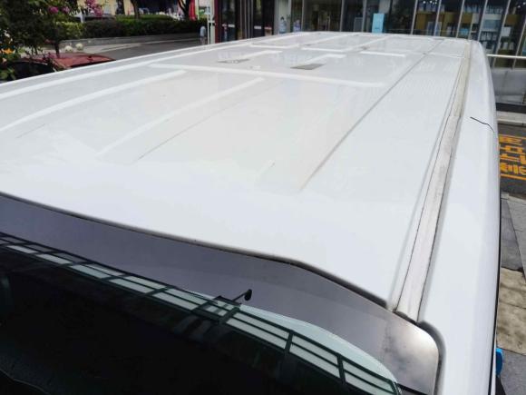 [苏州·苏U] 二手福特全顺2023款 2.0T柴油手动多功能商用车中轴低顶5/6座