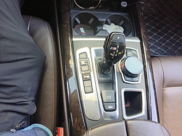 [上海·沪G] 二手宝马宝马X52014款 xDrive35i 典雅型