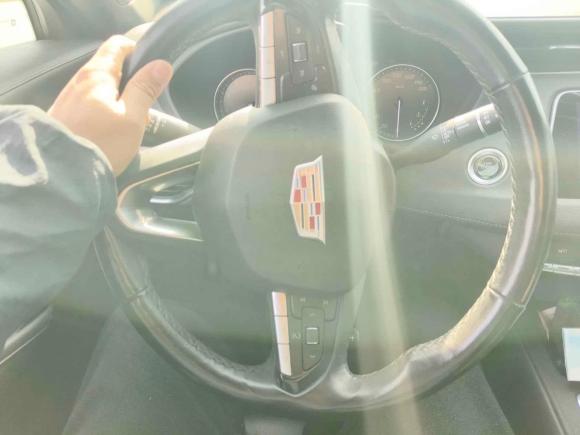 [南通·浙C] 二手凯迪拉克凯迪拉克XT42020款 改款 28T 两驱领先型