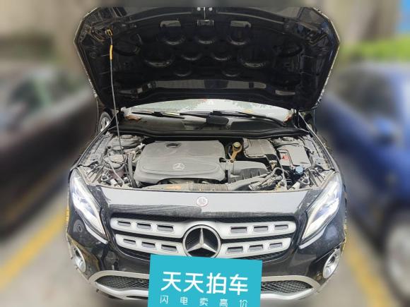 [杭州·浙A] 二手奔驰奔驰GLA2017款 GLA 220 4MATIC 豪华型
