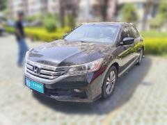 [青岛·鲁B] 本田雅阁2015款 2.0L LX 舒适版