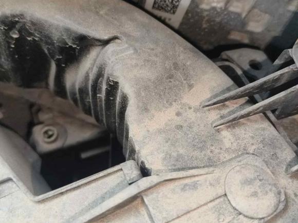 [青岛·鲁B] 二手Jeep自由光2020款 2.0L 两驱经典运动版